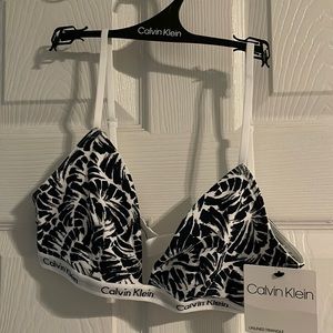 Calvin Klein bra (medium)